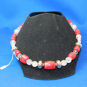 halsketting met koraal en kwarts